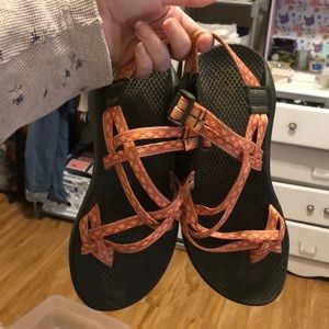 chacos size 7